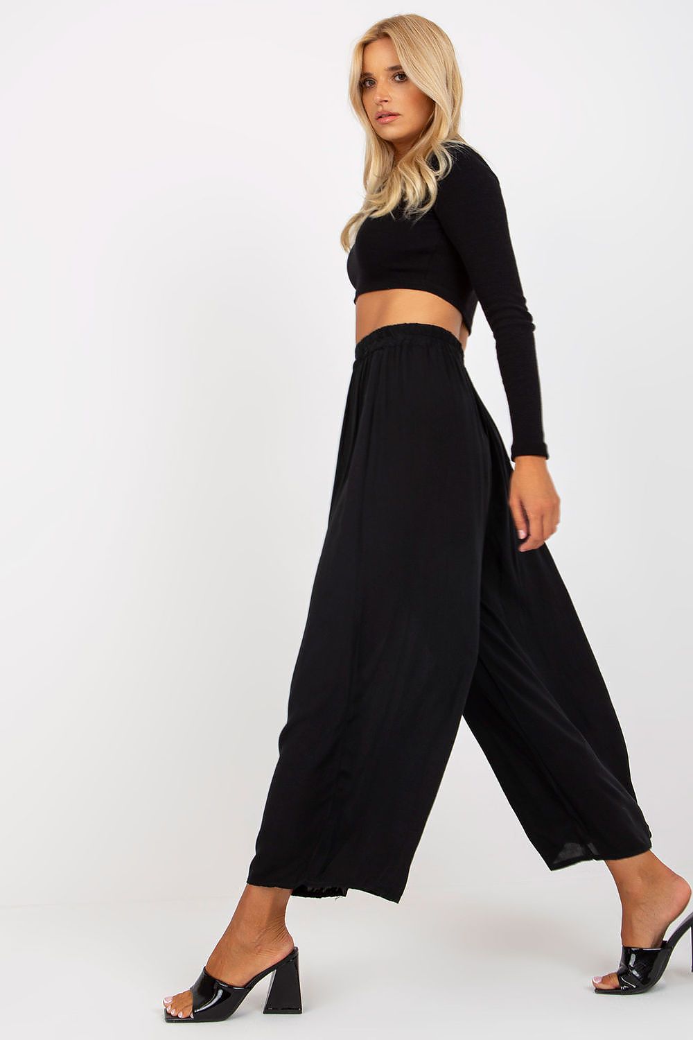  Women trousers model 210679 Och Bella 